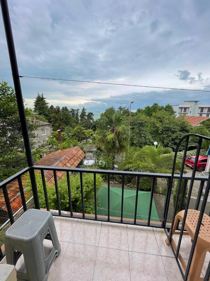 Guest House Nino Makhinjauri Εξωτερικό φωτογραφία