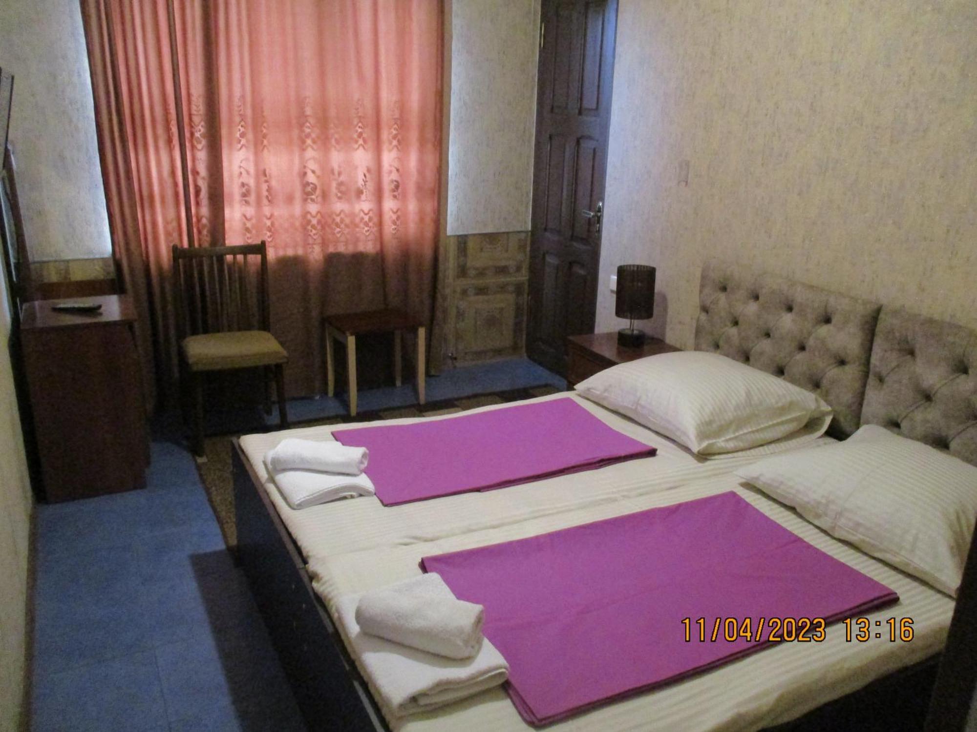 Guest House Nino Makhinjauri Δωμάτιο φωτογραφία