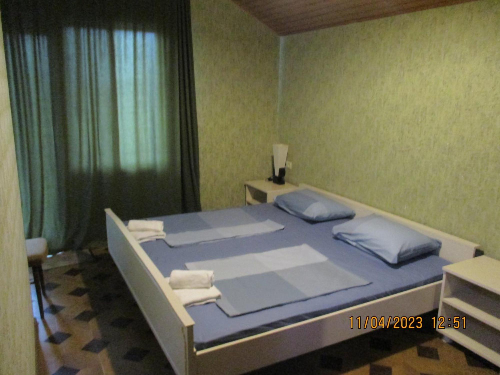 Guest House Nino Makhinjauri Δωμάτιο φωτογραφία