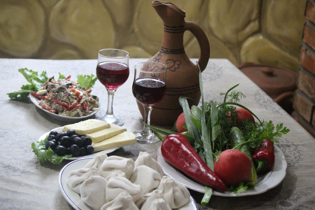 Guest House Nino Makhinjauri Εξωτερικό φωτογραφία